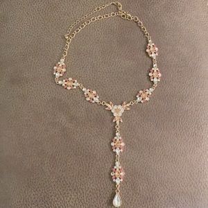 Sassy Jones necklace